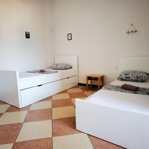 Villa Max Vir Apartment